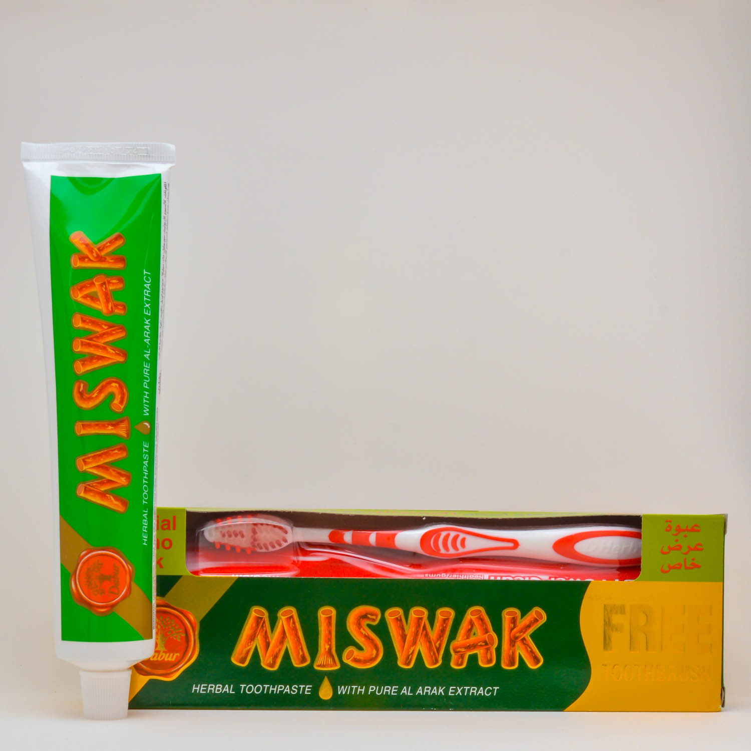 Зубная паста Miswak (Dabur) 190 гр. в комплекте с зубной щеткой